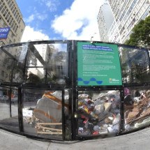 Prefeitura de BH instala lixômetro na Praça Sete - Leandro Couri/EM/D.A Press
