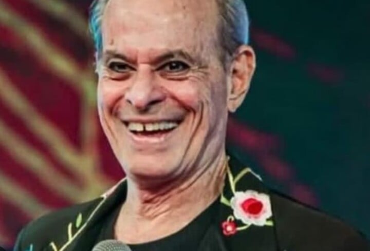 Em entrevista ao site “GShow”, o cantor contou que teve o ao roteiro e presenciou várias gravações no set de filmagens. “Fiquei satisfeito quando vi porque tudo que está ali é verdade, sem nenhum pudor de contar a minha vida com meu pai, minha família, meus amores”, afirmou.


