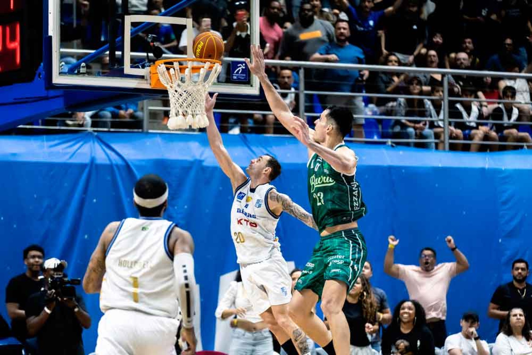 O Minas não tomou conhecimento do Bauru nas semifinais e avançou à decisão com 3 a 0 no duelo - (crédito: Hedgard Moraes/MTC) O Minas não tomou conhecimento do Bauru nas semifinais e avançou à decisão com 3 a 0 no duelo - (crédito: Hedgard Moraes/MTC)