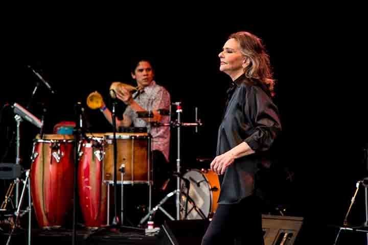Ro Ro iniciou os estudos de piano clássico com apenas 5 anos. "Minha influência maior foram os rhythm e blues e os boogies", declarou em entrevista. 
-Rafael Halpern/Reprodução