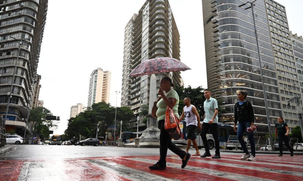 Durante o per&iacute;odo de vig&ecirc;ncia do alerta de chuvas, a Defesa Civil de Belo Horizonte recomenda que a popula&ccedil;&atilde;o mantenha a aten&ccedil;&atilde;o redobrada -  (crédito: Leandro Couri/EM/D.A. Press)