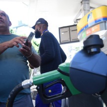 Redução no preço da gasolina ainda não chegou aos postos de BH - Gladyston Rodrigues/EM/D.A Press