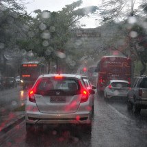 BH registra chuva forte na tarde desta terça-feira (3/6) - Ramon Lisboa/EM/D.A Press