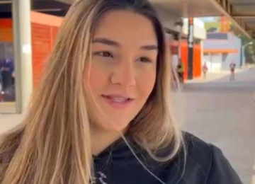 Julia Otoni contou que se atrasou para o trabalho nesta segunda-feira (03/06) devido ao aumento do intervalo entre as viagens do metrô de BH -  (crédito: Edésio Ferreira/EM/D.A Press)