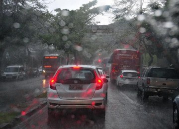 Chove forte em BH nesta terça-feira (3/6) -  (crédito: Ramon Lisboa/EM/D.A Press)