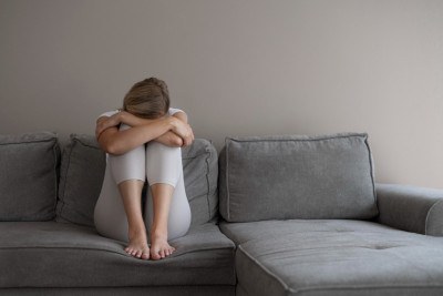 'Na maioria dos casos, o e vem de outra mulher, seja a mãe, irmã, tia, amiga, isso quando ela não segue sozinha', diz psicóloga -  (crédito: FreePik)