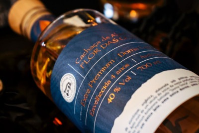 A premiada cachaça Flor das Gerais Dorna Única -  (crédito: Getúlio Oliveira/ Divulgação)