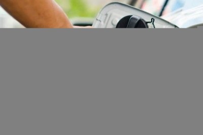 Redução no preço da gasolina ajudou a desacelerar a inflação de maio na capital -  (crédito: Divulgação)