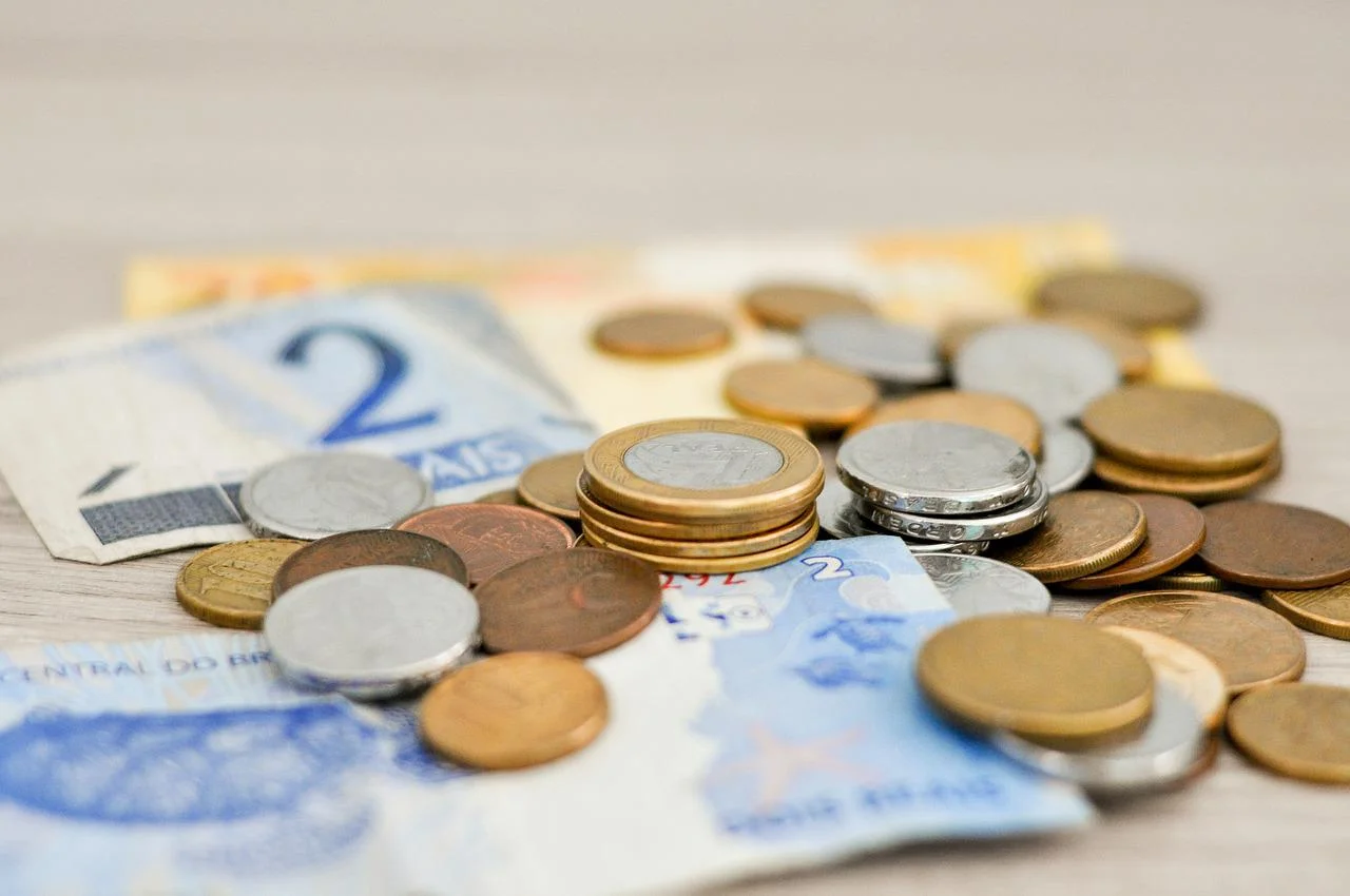Movimento ocorreu após um resgate líquido de R$ 83,90 bilhões em agosto - (crédito: joão geraldo borges junior pixabay) Movimento ocorreu após um resgate líquido de R$ 83,90 bilhões em agosto - (crédito: joão geraldo borges junior pixabay)