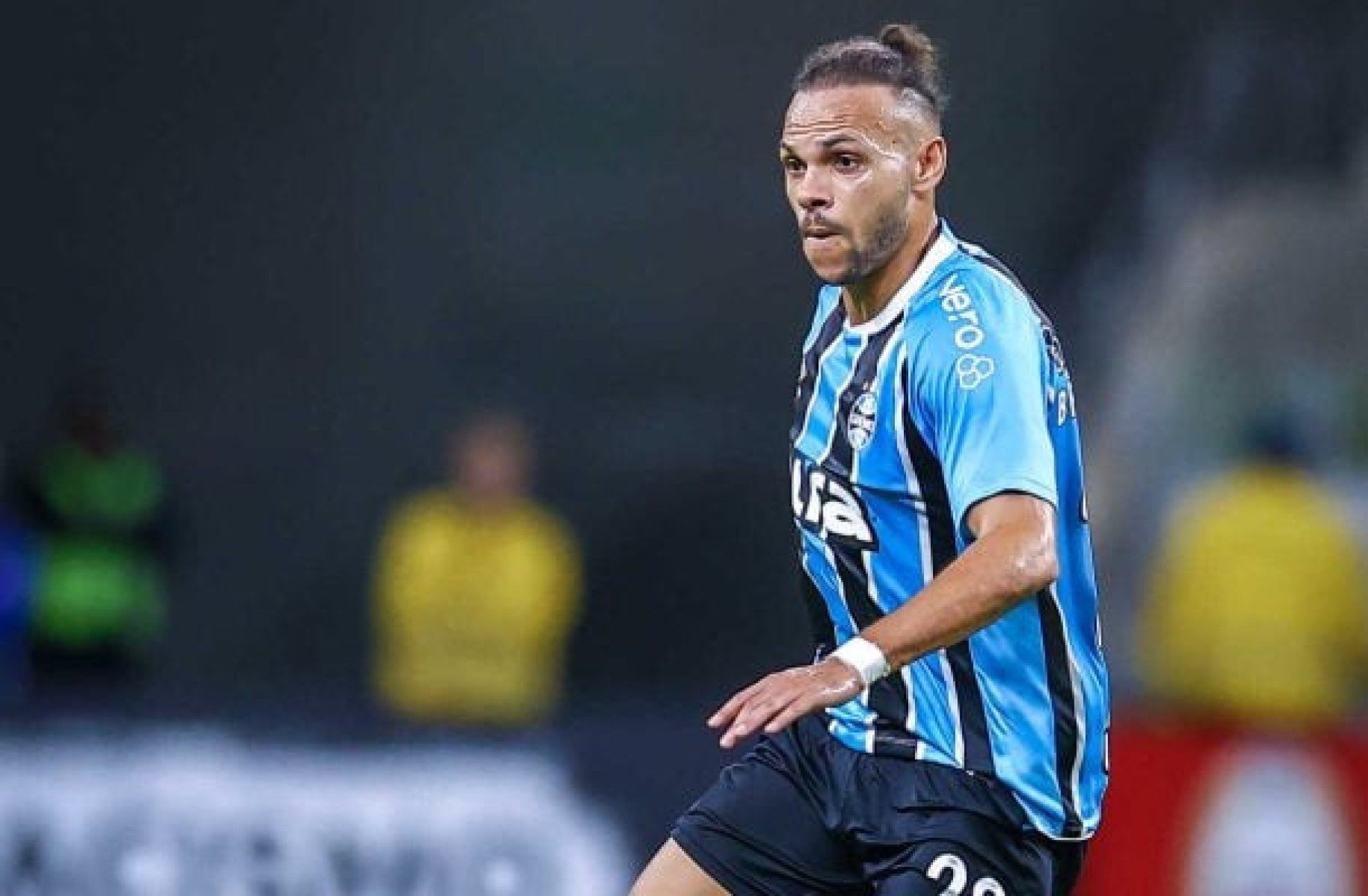 Braithwaite passará por reavaliação depois de uma possível fratura