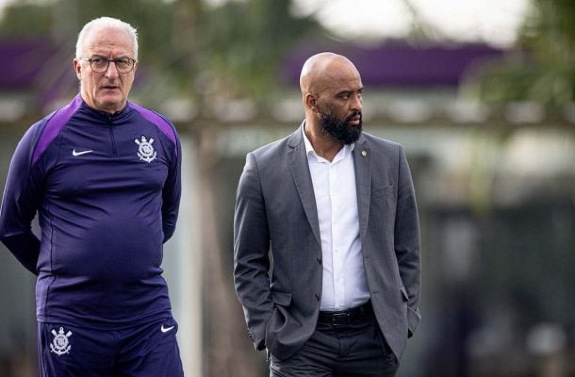 Corinthians busca reforços para o ataque Corinthians busca reforços para o ataque