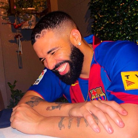 8º lugar: Drake - Canadense, também é ator e destacou-se  na série de TV adolescente "Degrassi: The Next Generation", no início dos anos 2000.  