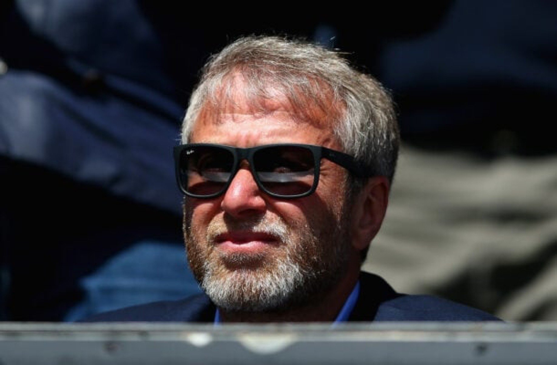 Fundos da venda do Chelsea colocam Abramovich na mira da Justiça do Reino Unido