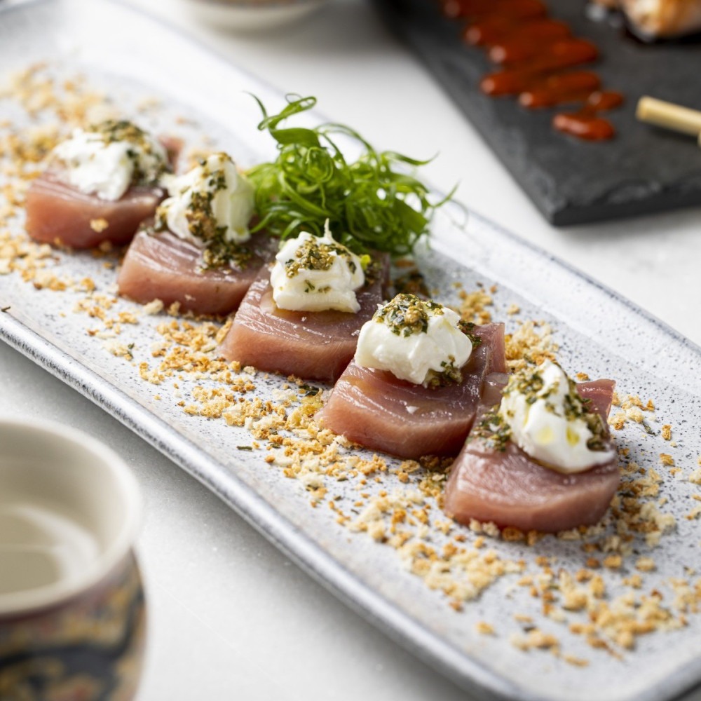 Novo bar japonês Marú chega à Savassi com proposta descontraída