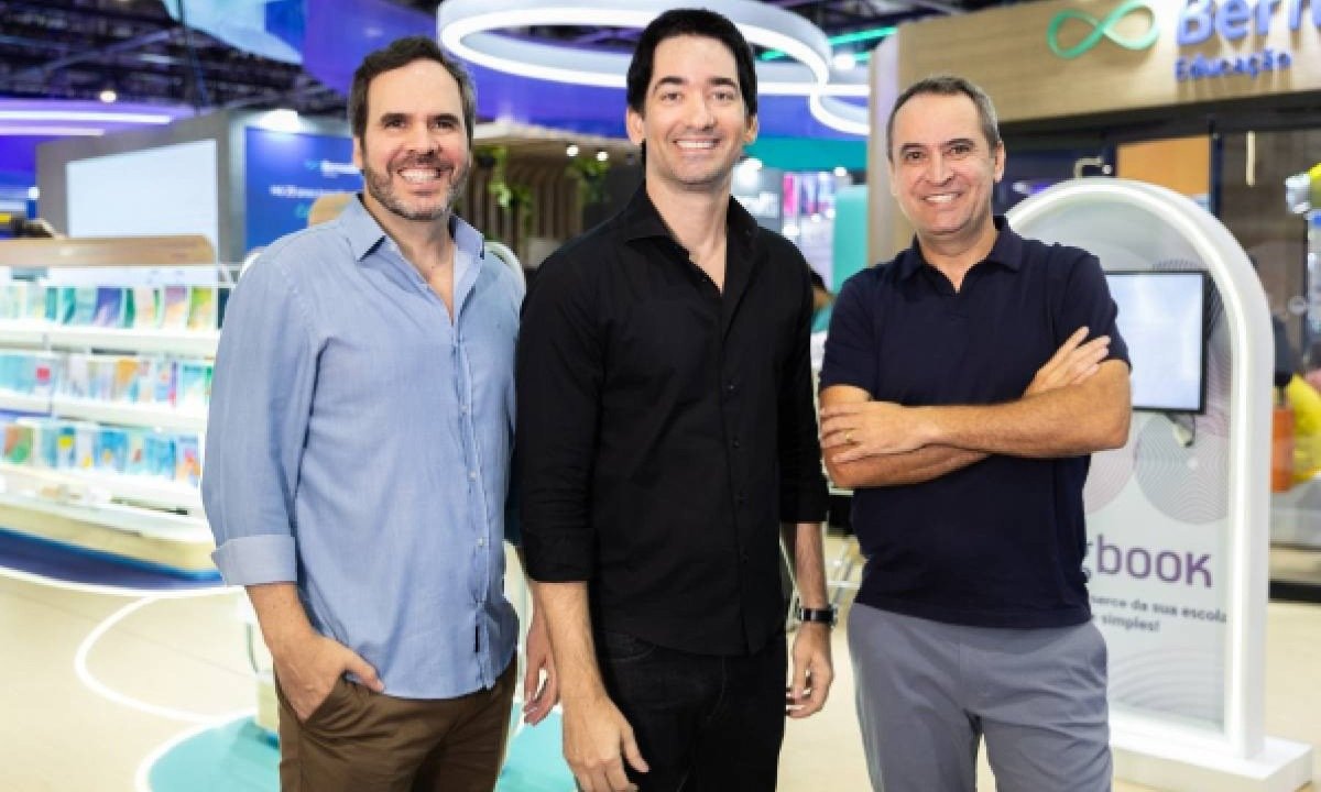 O Bernoulli celebra 25 anos de história com inovação, excelência e propósito, mantendo viva a missão de transformar vidas por meio da educação 