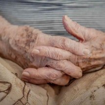 Demência em idosos hospitalizados é despercebida em até 50% dos casos - Rafa Neddermeyer/Agência Brasil