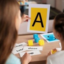 Alfabetização: avaliação orienta ensino de leitura e escrita - DINO