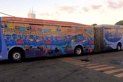 Ônibus vai percorrer vias de BH e Região Metropolitana -  (crédito: Divulgação/Arte pela via)