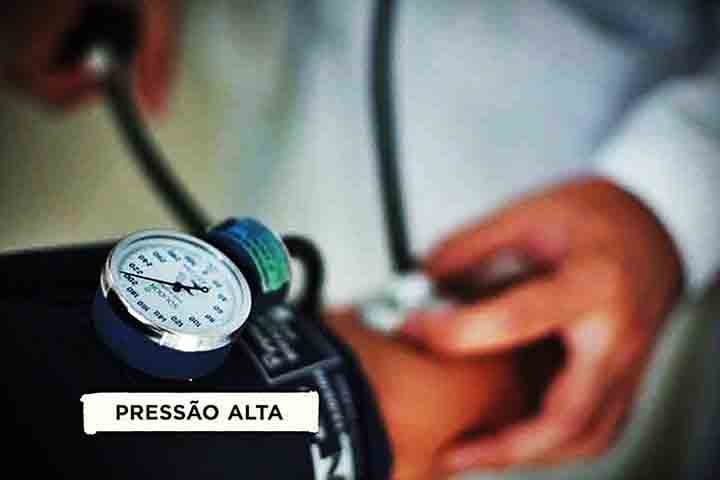 Entre os efeitos desses níveis exacerbados de cortisol podem estar queda da imunidade, com o risco aumentado de contrair infecções, elevação da pressão arterial e retenção de água.