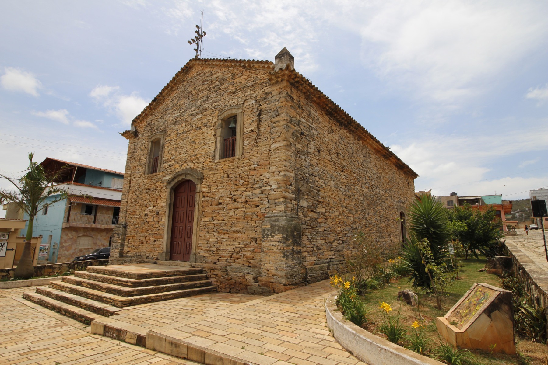 Pontos turisticos de Sao Thome das Letras; Igreja de Nossa Senhora do Rosario - O inicio das obras foi em 1833, mas com a revolta dos escravos ela so foi finalizada em 1999.-Credito MARDEN COUTO/TURISMO DE MINAS