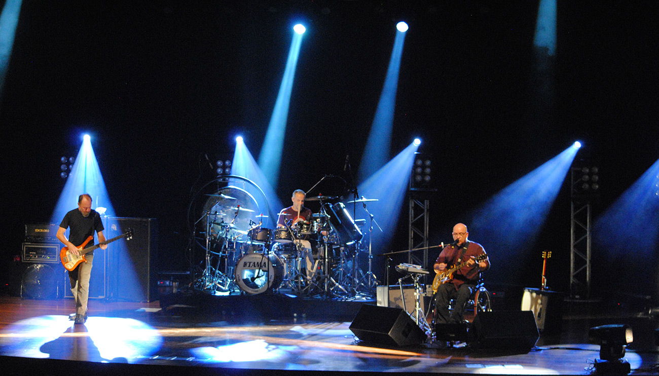 Uma das bandas mais importantes da história do rock nacional, Os Paralamas do Sucesso comemoraram os 40 anos de carreira com um show especial no Allianz Parque, em São Paulo, no dia 31/05. 
-Divulgação