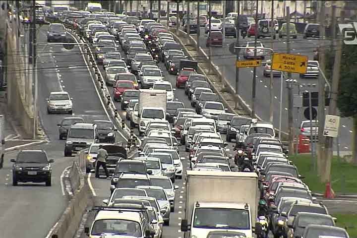 De acordo com a Preply, São Paulo (36,2%), Rio de Janeiro (20%) e Bahia (6,6%) são os estados brasileiros com mais agressões verbais no trânsito. Além disso, Ceará e Pernambuco também integram o ranking, com 3,2% cada.  