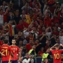 Em jogo eletrizante, Espanha supera a França e enfrentará Portugal na final da Nations - No Ataque Internacional