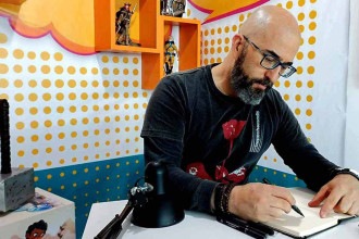 Feira de Quadrinhos movimenta a Praça da Liberdade em BH