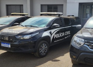 Suspeito estÃ¡ preso na Delegacia de PolÃ­cia Civil de SÃ£o Gotardo -  (crédito: PCMG)