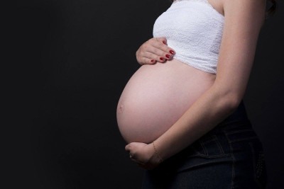 O parlamento da Itália aprovou em 2024 um projeto de lei do partido de direita da primeira-ministra, Giorgia Meloni, que proíbe que casais viajem para o exterior para ter um filho por meio de barriga de aluguel.  -  (crédito: Imagem de Daniel Reche por Pixabay

)