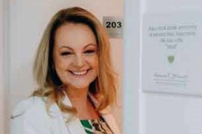 Baseando-se em experiências clínicas, Adriana E. Schmitt ensina como superar dores emocionais -  (crédito: Literare Books International/Divulgação )