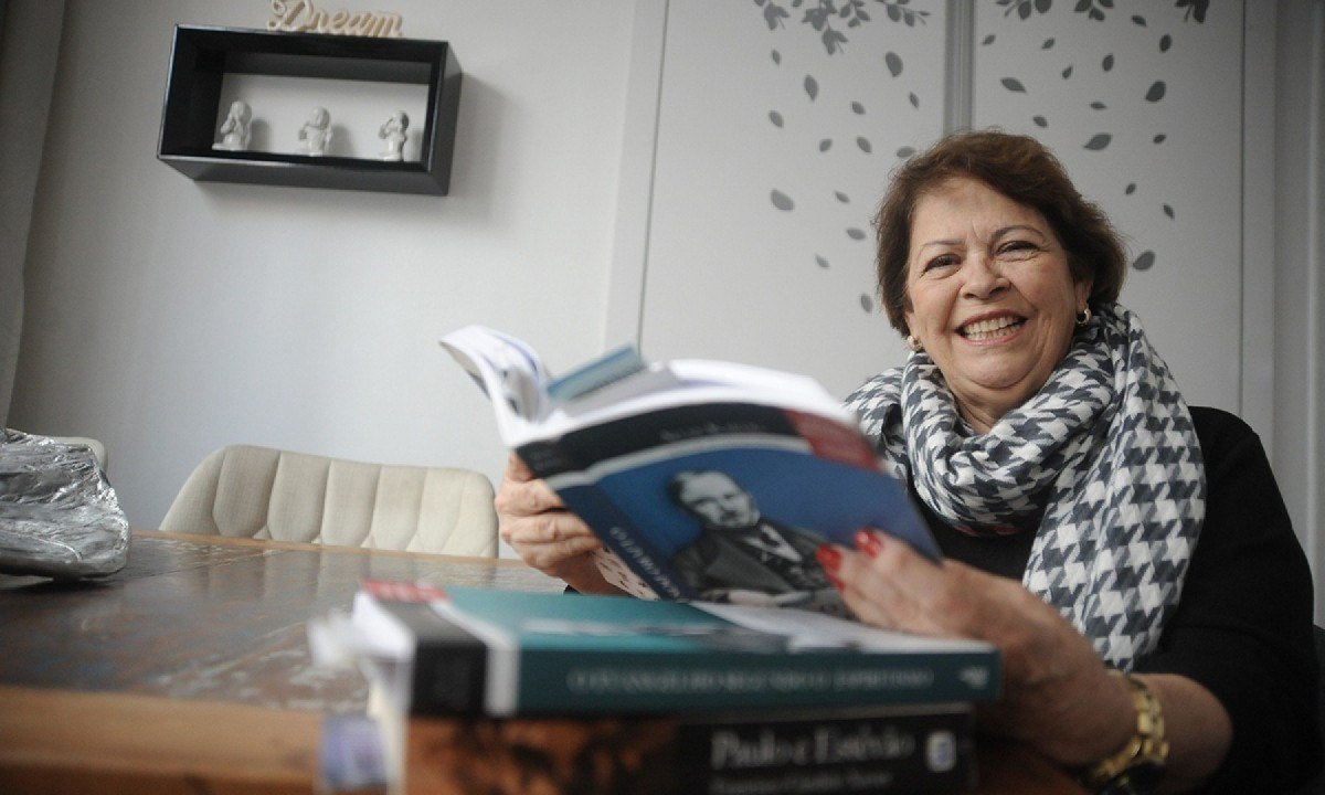 "Penso que muitas pessoas estão vindo para o espiritismo pela busca pelas respostas que não encontram nas igrejas", diz a espírita Margareth de Oliveira