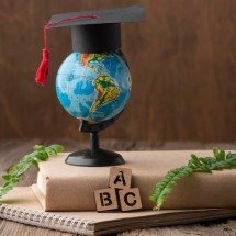 Educação bilíngue avança e ganha espaço no Brasil - DINO