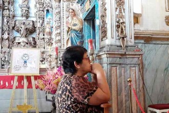 IBGE aponta redução de católicos e aumento de evangélicos em Minas