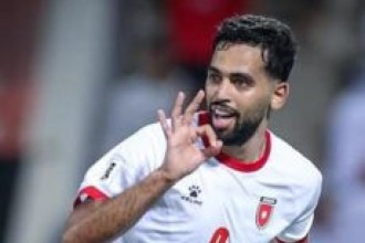 A seleção que se classificou para a Copa do Mundo com hat-trick de atacante sem clube