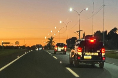 Mandados de busca e apreensão foram cumpridos em cinco endereços, em Belo Horizonte e Nova Lima, na região metropolitana -  (crédito: PCMG / Reprodução)