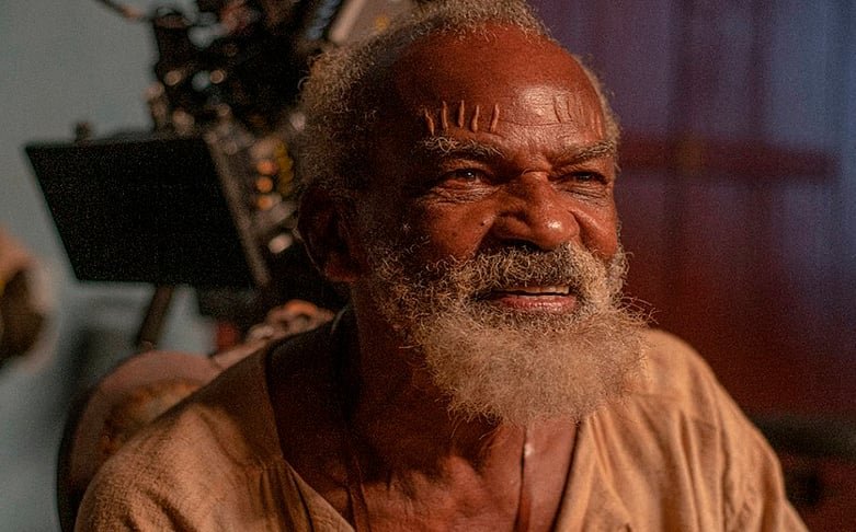 Antônio Pitanga - O ator baiano, nascido em  13/6/1939,se chama Antonio Luiz Sampaio. Ele estreou no cinema no filme "Bahia de Todos os Santos" (1960) com o nome Antonio Sampaio. Mas apropriou-se do nome de seu personagem, Pitanga, para seu sobrenome artístico a partir dali. 