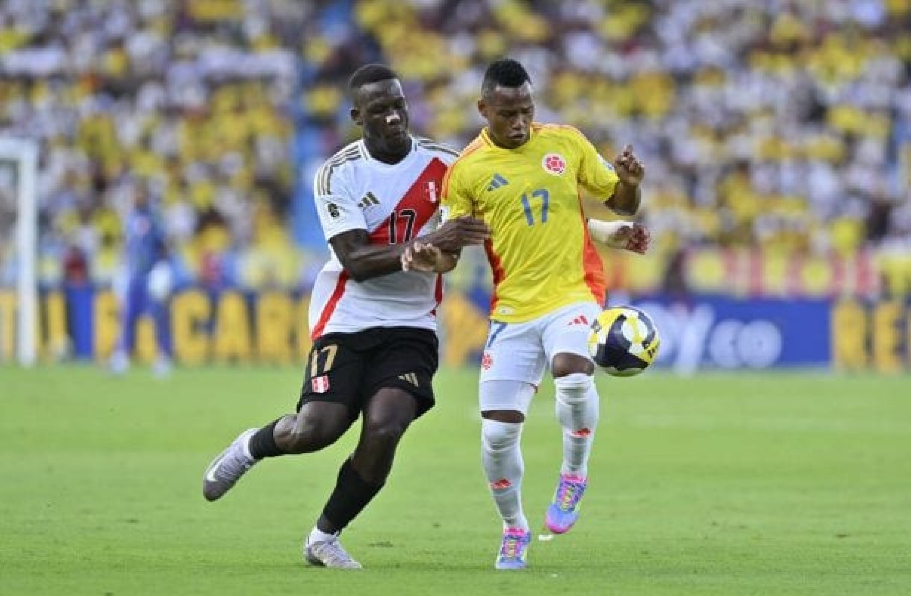 Colômbia tropeça no Peru e liga alerta nas Eliminatórias da Copa