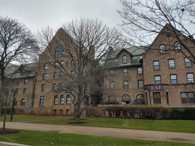 Essa teoria foi testada recentemente por pesquisadores da Universidade Northwestern, que realizaram vários experimentos para comprovar a hipótese.
