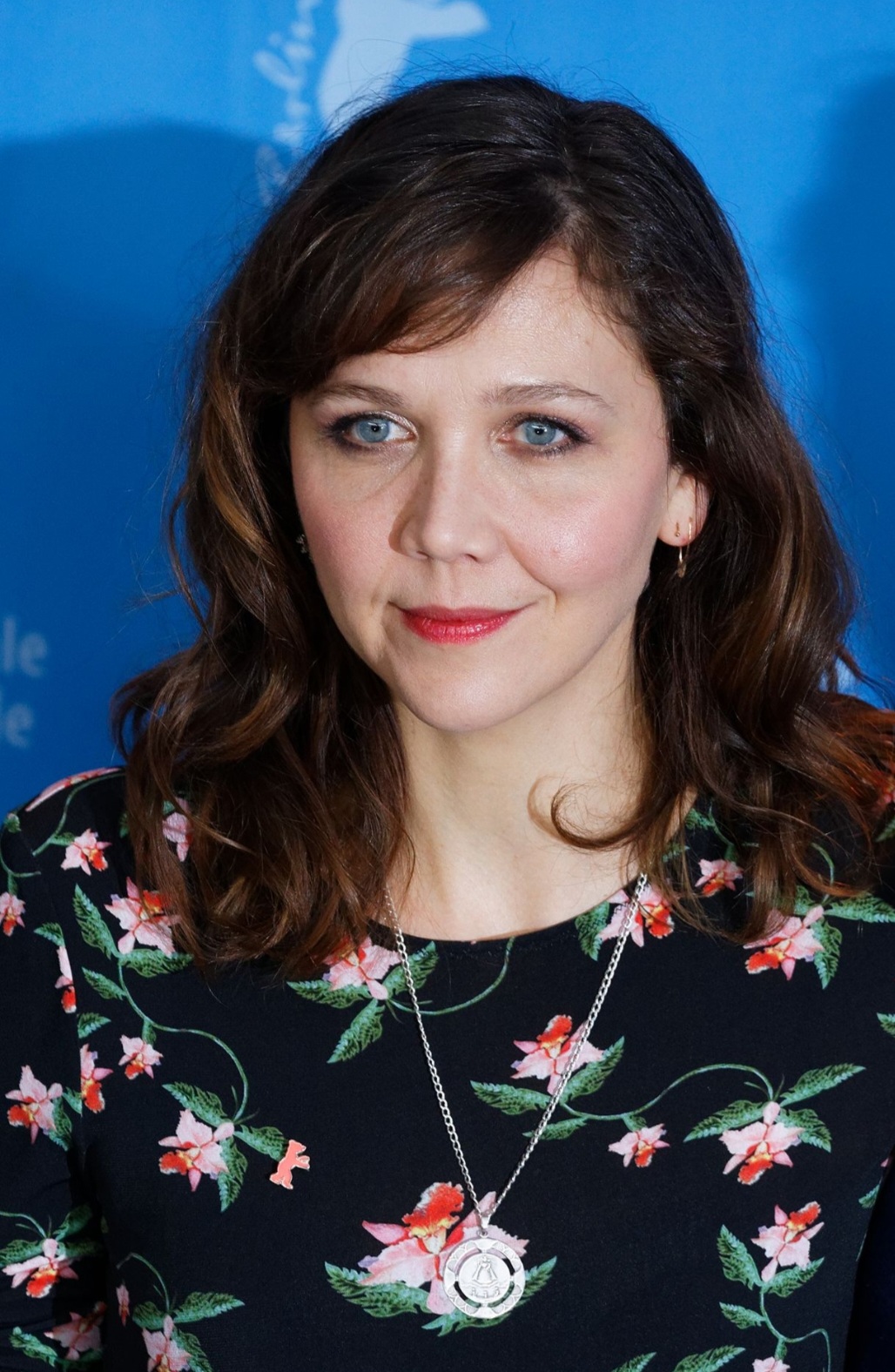 Assim, em 2008, em Batman: O Cavaleiro das Trevas, a personagem foi interpretada por Maggie Gyllenhaal. Os dois filmes fizeram parte de uma trilogia escrita por Christopher Nolan. No terceiro longa, em 2012, não apareceu a personagem interpretada inicialmente por Holmes. 