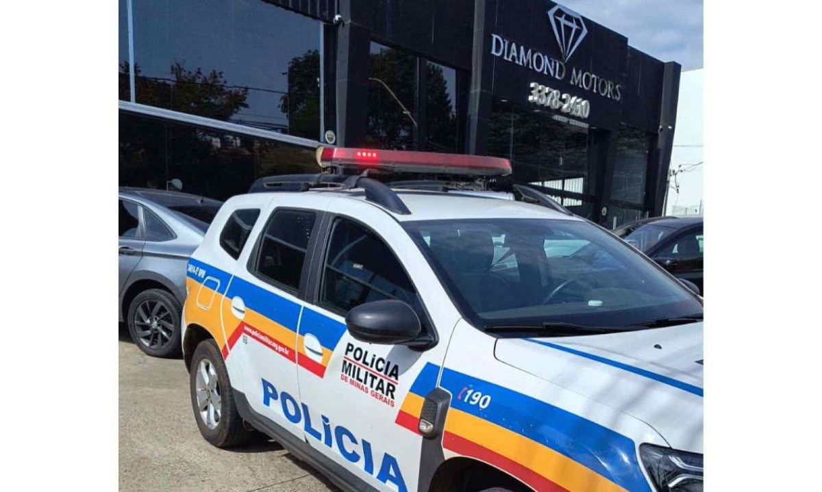 Conforme o denunciante, um funcionário da loja o ameaçou caso ele não pagasse uma quantia de R$ 260 mil -  (crédito: Reprodução/Redes sociais)