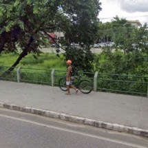 Corpo foi encontrado no leito do Rio Betim, na Grande BH -  (crédito: Reprodução/Google Maps)