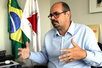 Simões falou sobre os impactos da dívida nas eleições de 2026, disputa em que ele tentará se manter no governo como sucessor de Zema -  (crédito: Jair Amaral/EM/D.A press)