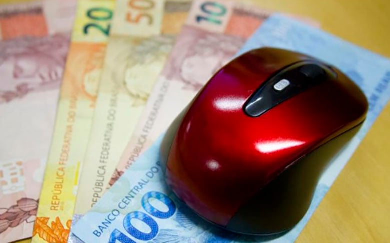Com a evolução do e-commerce, esses polos contam com clientes que já não precisam se deslocar para fechar negócios presenciais. Consumidores podem fazer as encomendas à distância. Veja a seguir alguns dos polos mais dinâmicos do Brasil.