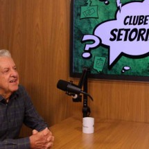 Jantar com Emanuel Carneiro e falar de futebol mineiro é sempre uma honra - Jair Amaral/EM/D.A Press