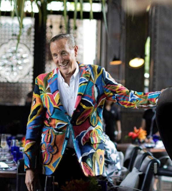 O arquiteto Bill Bensley afirmou que "seu amor ao longo da vida por viagens de trem" acabou impactando o design do hotel.