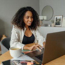 Startup alia IA e gamificação no desenvolvimento humano - DINO