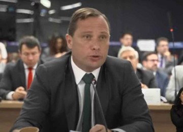 O ajudante de ordens do ex-presidente Jair Bolsonaro, tenente-coronel Mauro Cid é  primeiro interrogado pela Suprema Corte por suspeita de envolvimento no plano de golpe de Estado -  (crédito: Reprodução/TV Justiça)