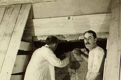 O dia 26 de novembro de 1922 ficou marcado por uma das descobertas mais importantes da Arqueologia . Naquele dia, o arqueólogo Howard Carter entrou na tumba de Tutankamon, no Egito.  -  (crédito: Harry Burton wikimedia commons)