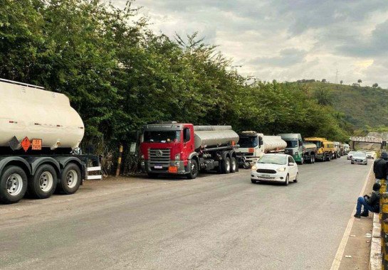 MG: greve de caminhoneiros pode comprometer abastecimento de combustível
